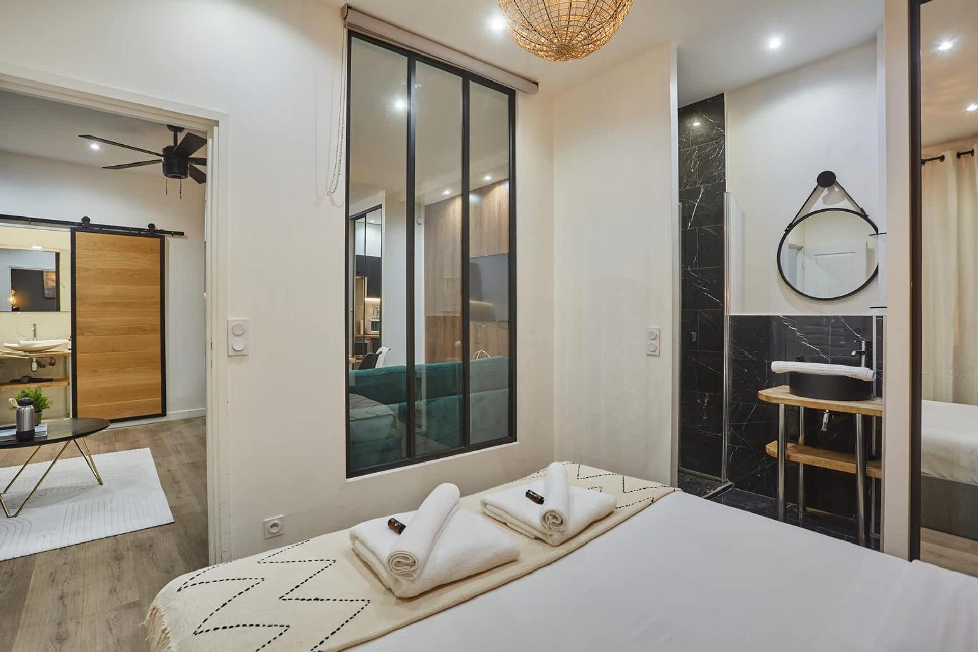 Appartement Sublime Flat In The Centre Of By Studioprestige Parijs