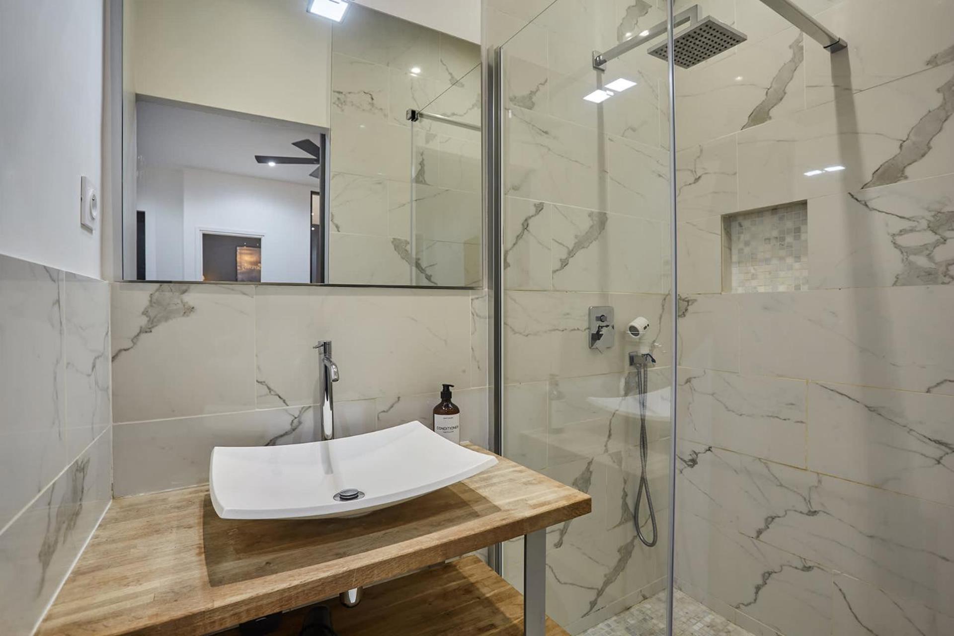 Sublime Flat In The Centre Of By Studioprestige Appartement Parijs
