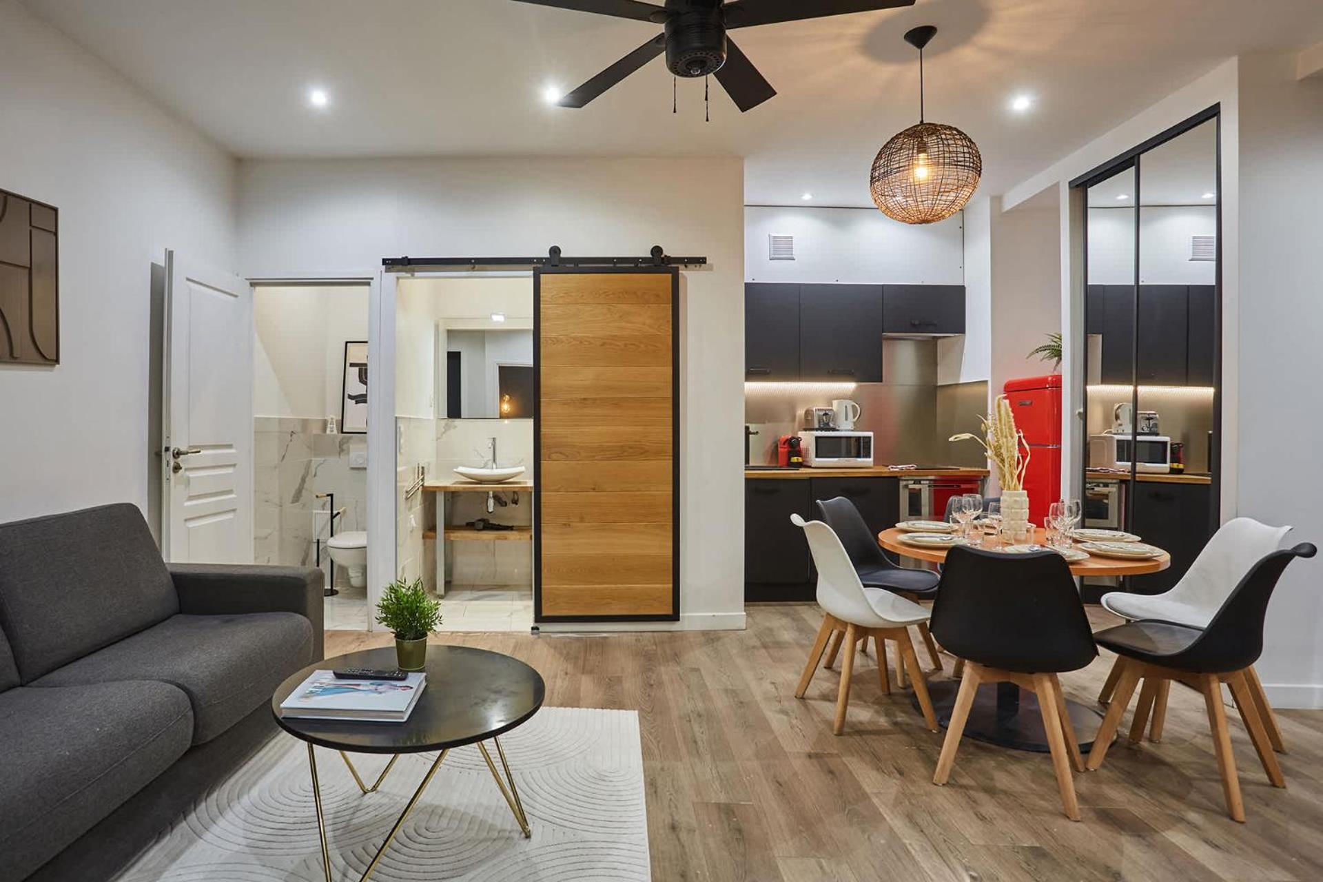 Sublime Flat In The Centre Of By Studioprestige Parijs